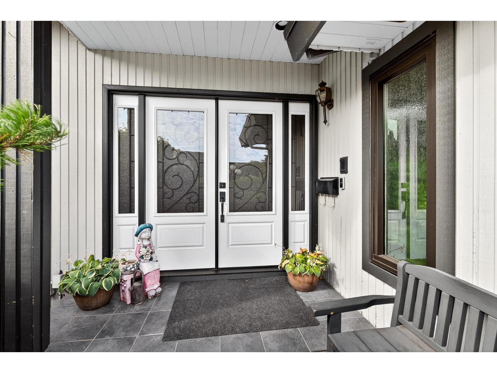 7777 Stamford Place, Delta, British Columbia  V4C 7T5 - Photo 3 - R3059269