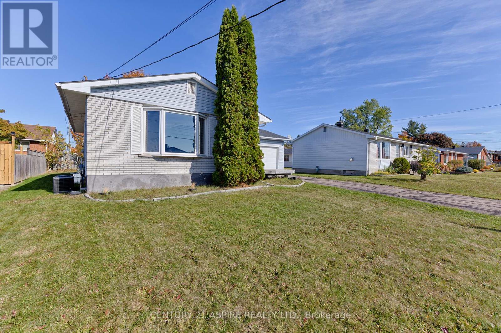 123 Ellis Avenue, Pembroke, Ontario  K8A 2H7 - Photo 40 - X12304350