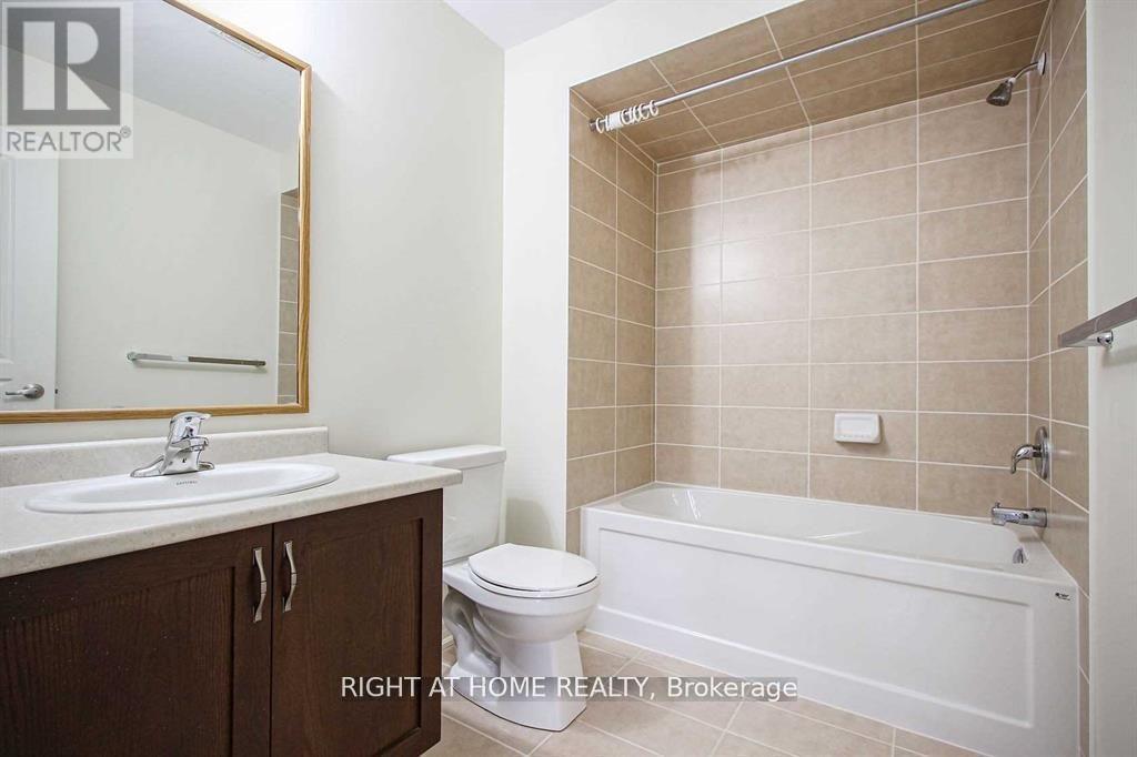 3471 Fourth Line, Oakville, Ontario  L6M 4K6 - Photo 17 - W12470498