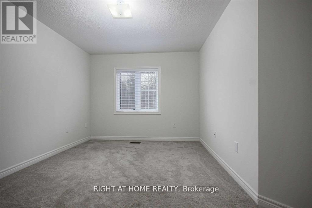 3471 Fourth Line, Oakville, Ontario  L6M 4K6 - Photo 18 - W12470498