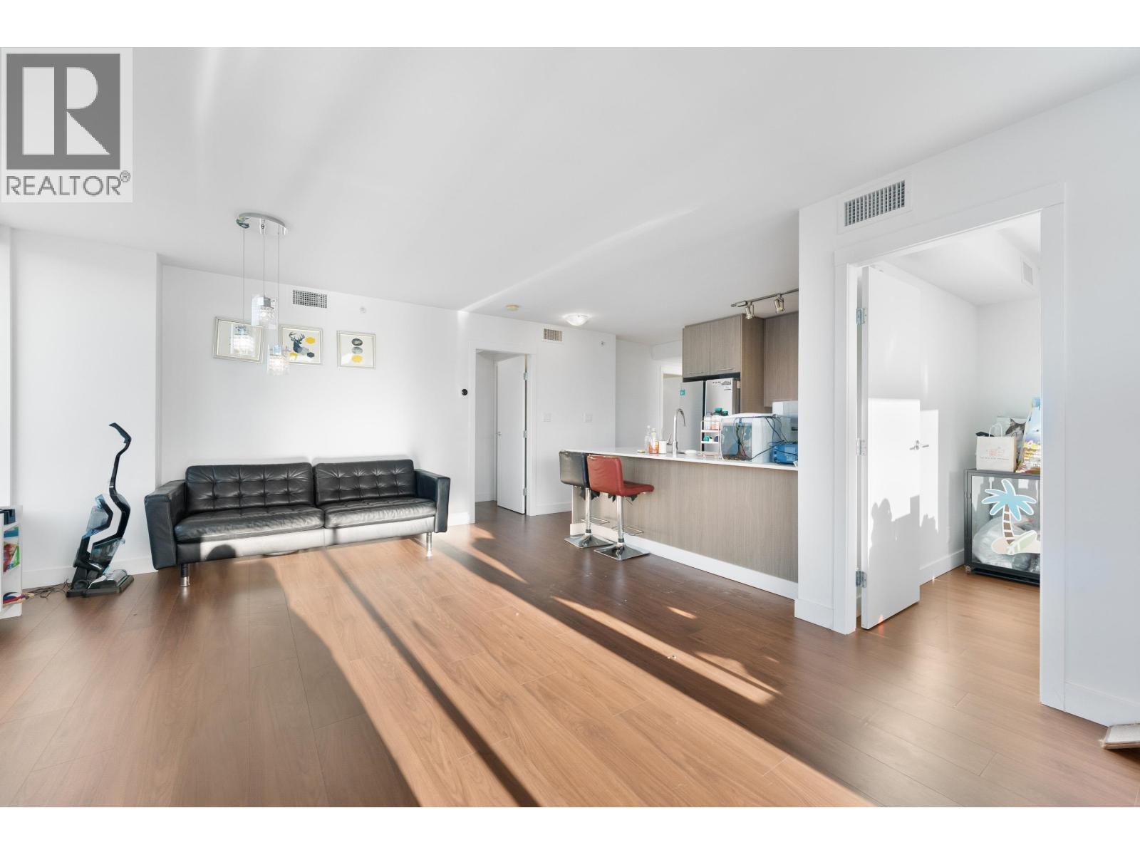 802 7708 Alderbridge Way, Richmond, British Columbia  V6X 0P9 - Photo 2 - R3058959