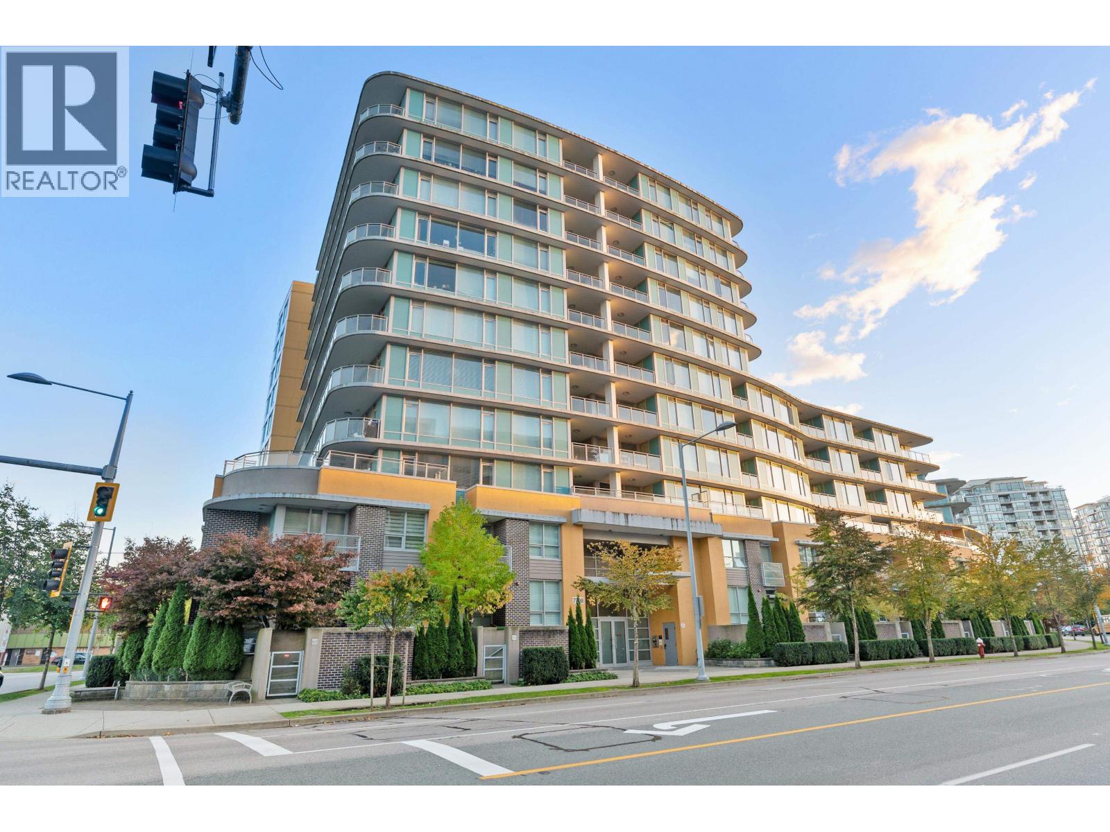 802 7708 ALDERBRIDGE WAY, Richmond, British Columbia