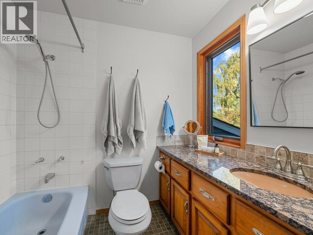 64 Edforth Road Nw, Calgary, Alberta  T3A 3V6 - Photo 13 - A2265000
