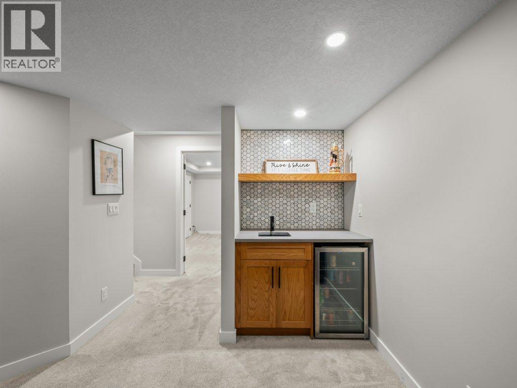 64 Edforth Road Nw, Calgary, Alberta  T3A 3V6 - Photo 24 - A2265000