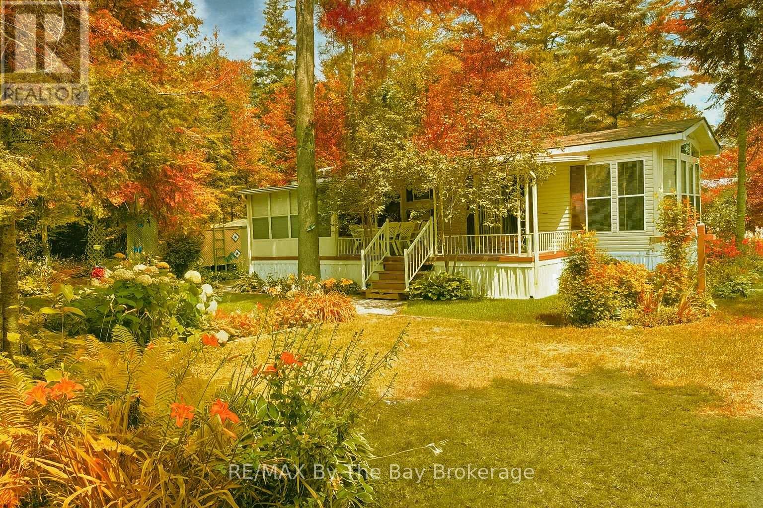 247 - 85 THEME PARK DRIVE, Wasaga Beach, Ontario
