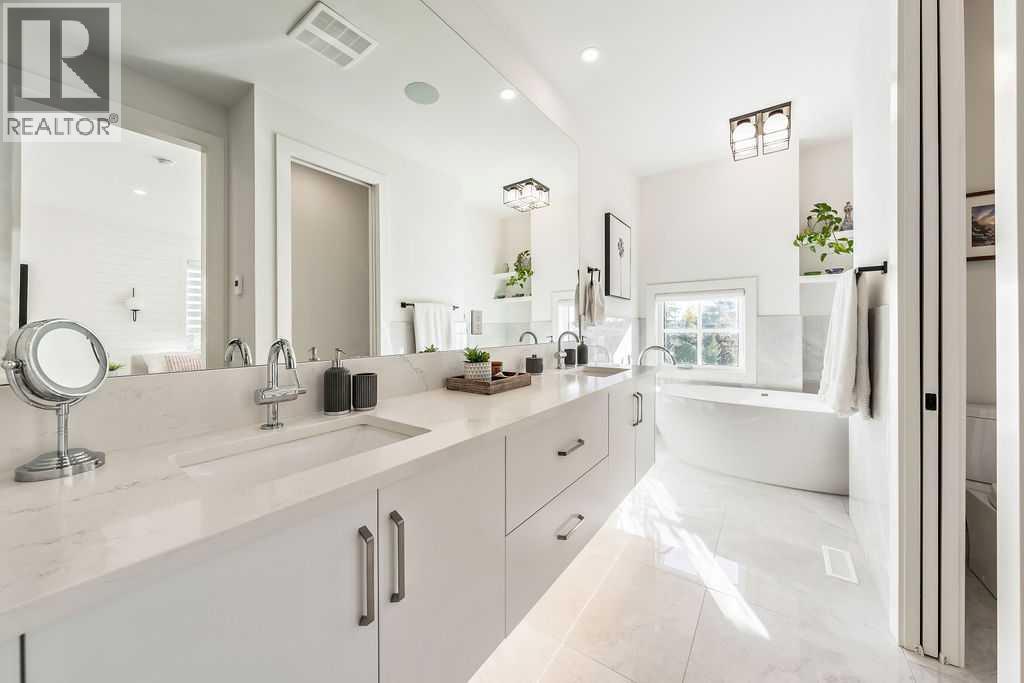 3422 Kerry Park Road Sw, Calgary, Alberta  T3E 8G3 - Photo 17 - A2264231