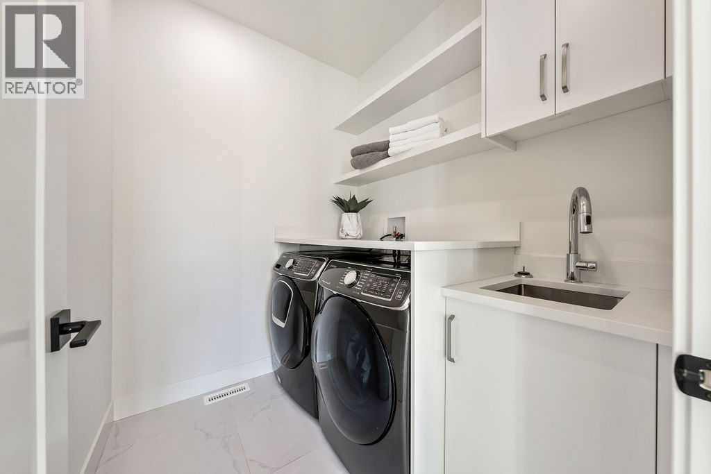 3422 Kerry Park Road Sw, Calgary, Alberta  T3E 8G3 - Photo 25 - A2264231