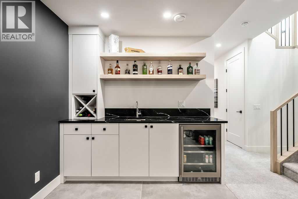 3422 Kerry Park Road Sw, Calgary, Alberta  T3E 8G3 - Photo 29 - A2264231