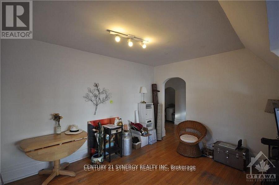 3 - 458 Maclaren Street, Ottawa, Ontario  K1R 5K6 - Photo 5 - X12470512