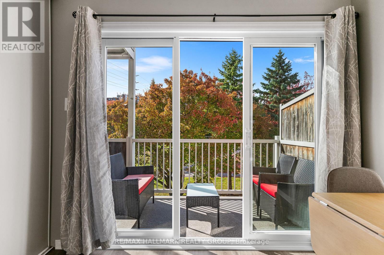 1133 Gablefield Private, Ottawa, Ontario  K1J 1E4 - Photo 12 - X12470513