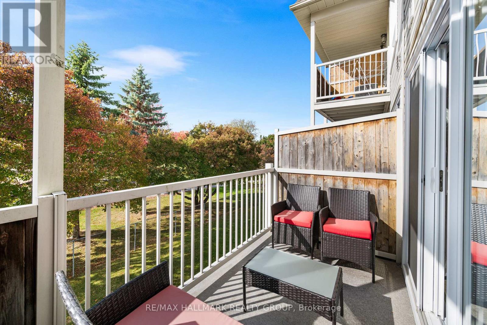 1133 Gablefield Private, Ottawa, Ontario  K1J 1E4 - Photo 13 - X12470513