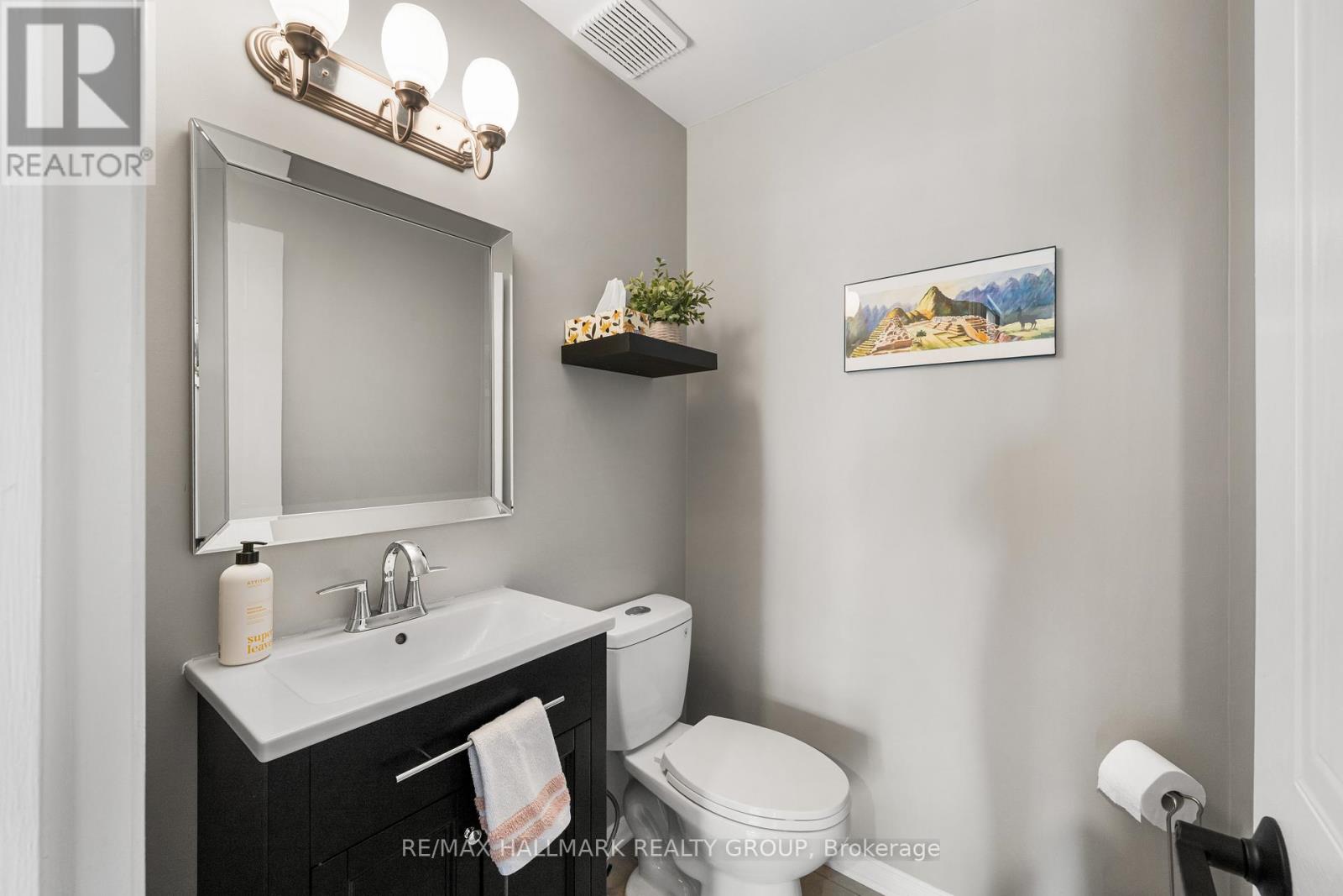 1133 Gablefield Private, Ottawa, Ontario  K1J 1E4 - Photo 14 - X12470513