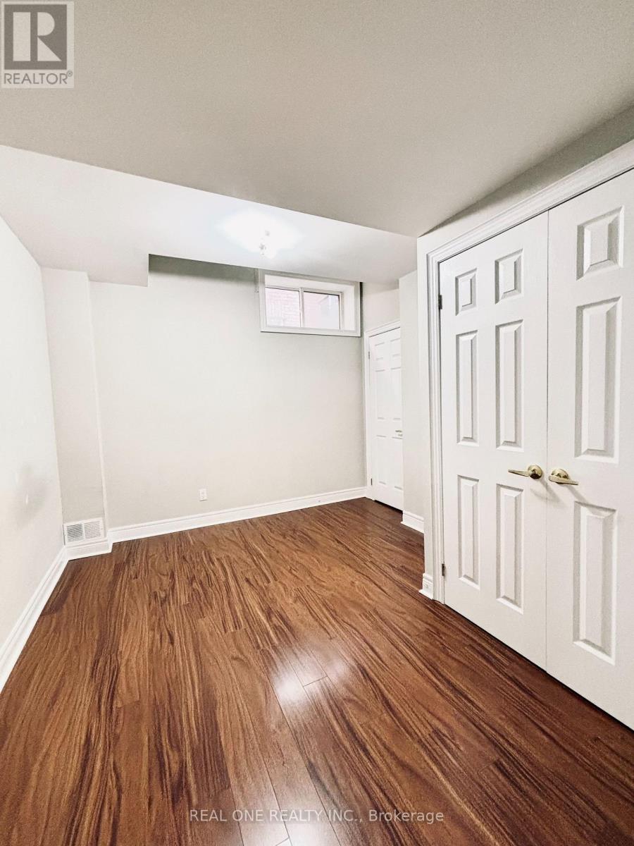 212 Olive Avenue, Toronto, Ontario  M2N 4P6 - Photo 5 - C12445865