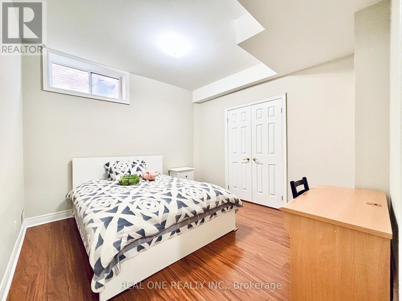 212 Olive Avenue, Toronto, Ontario  M2N 4P6 - Photo 6 - C12445865