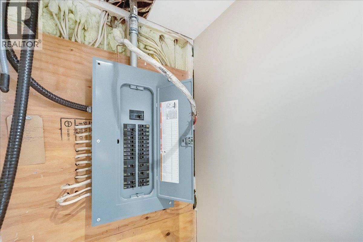 6010 Harrop-Procter Road, Nelson, British Columbia  V1L 6P7 - Photo 44 - 10365212