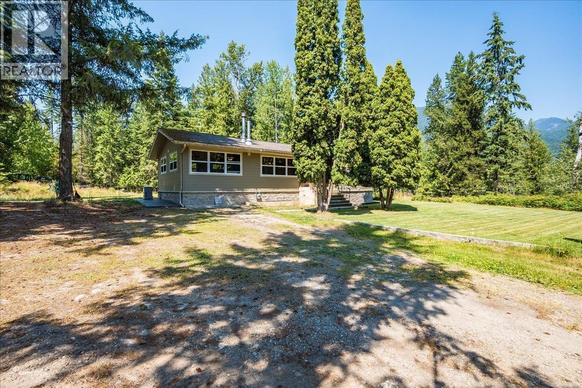 6010 Harrop-Procter Road, Nelson, British Columbia  V1L 6P7 - Photo 56 - 10365212