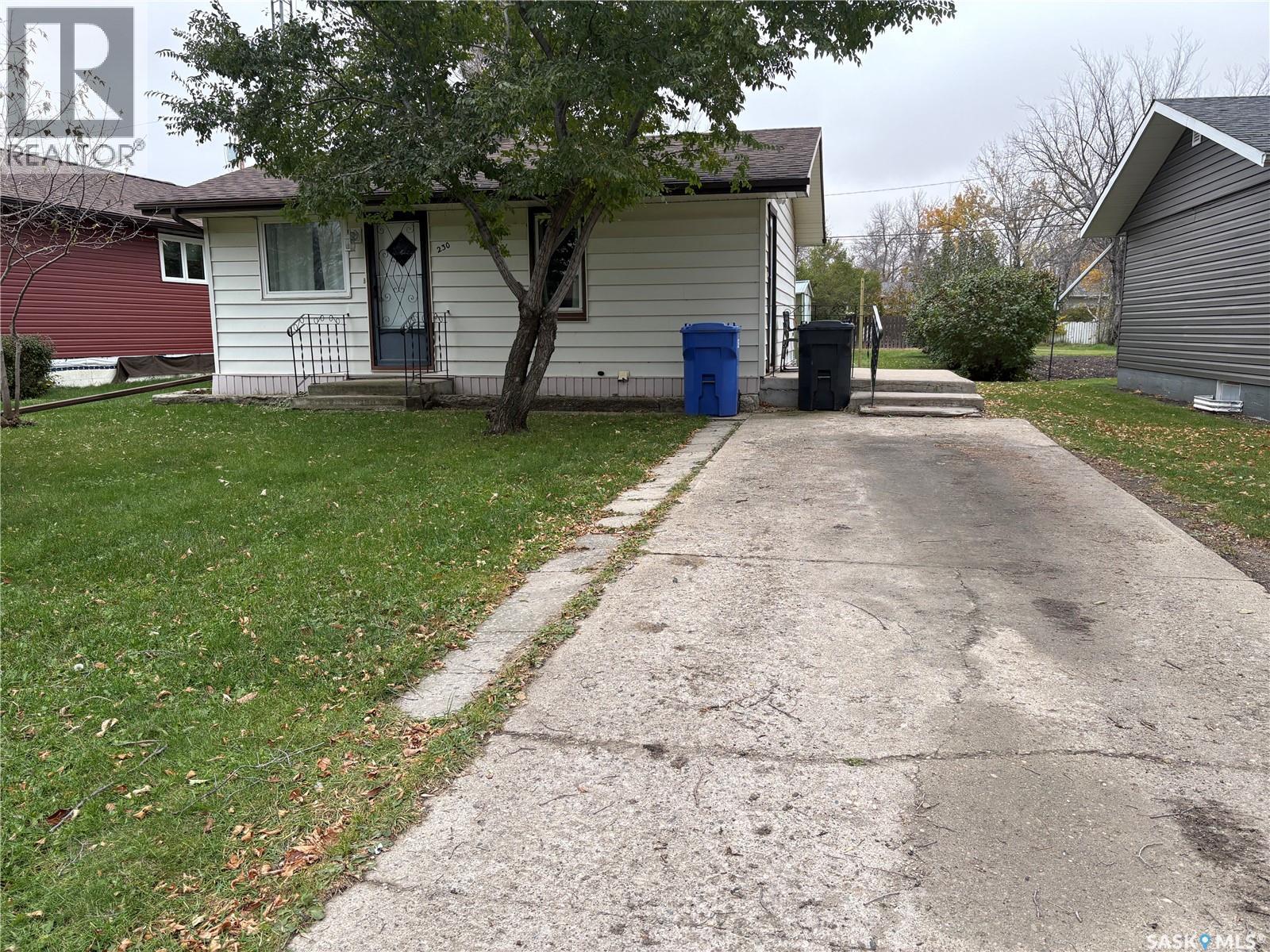 230 Prothero Avenue E, Churchbridge, Saskatchewan  S0A 0M0 - Photo 2 - SK021193