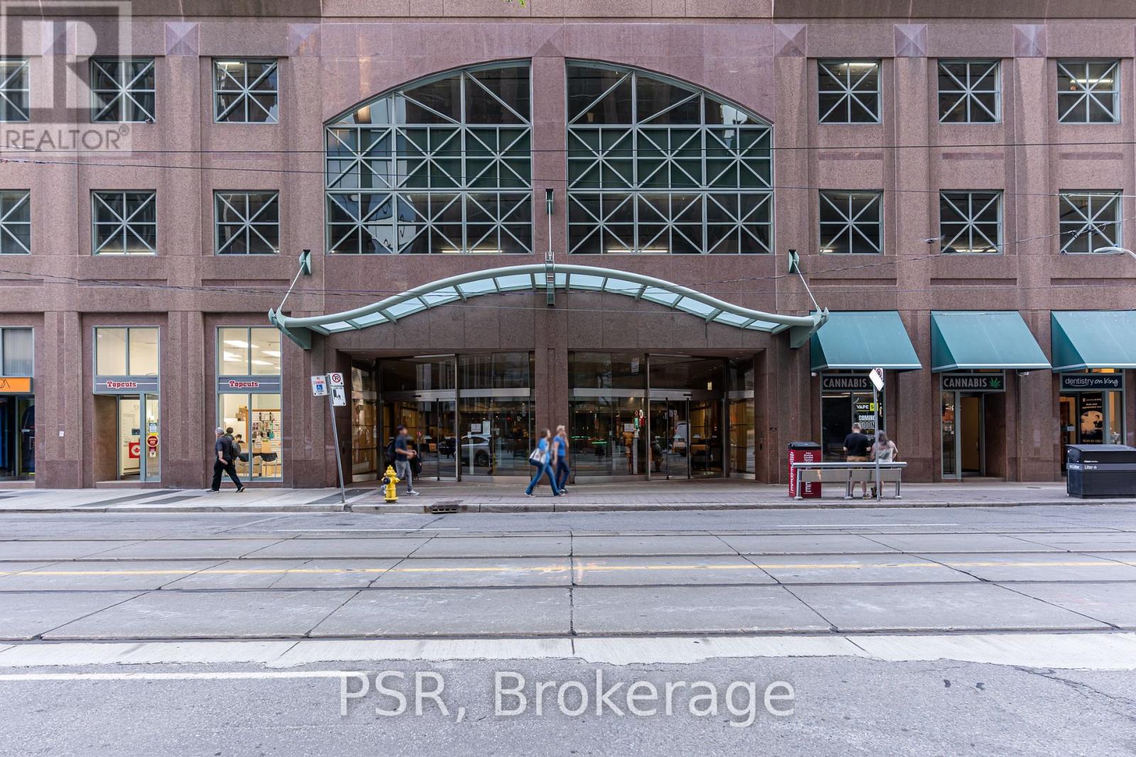 609 - 7 King Street E, Toronto, Ontario  M5C 3C5 - Photo 2 - C12454969
