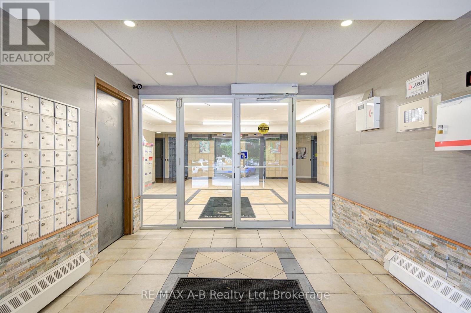 101 - 583 Mornington Avenue, London East (East G), Ontario  N5Y 3E9 - Photo 12 - X12470522