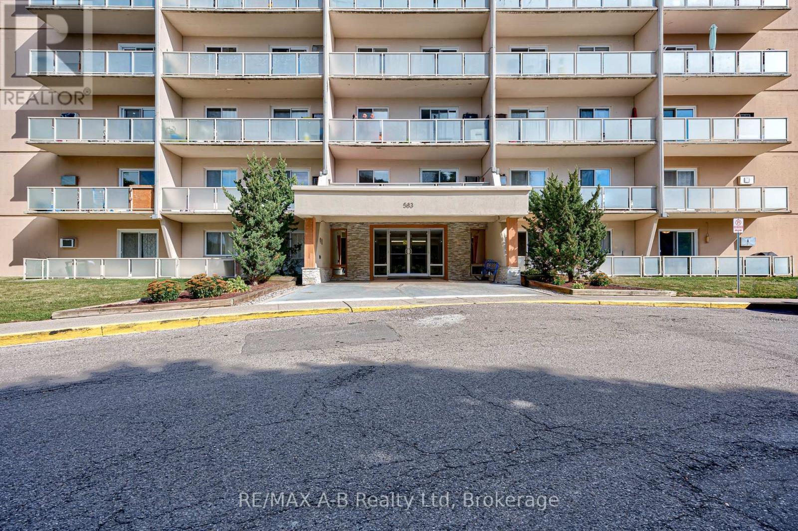 101 - 583 Mornington Avenue, London East (East G), Ontario  N5Y 3E9 - Photo 8 - X12470522