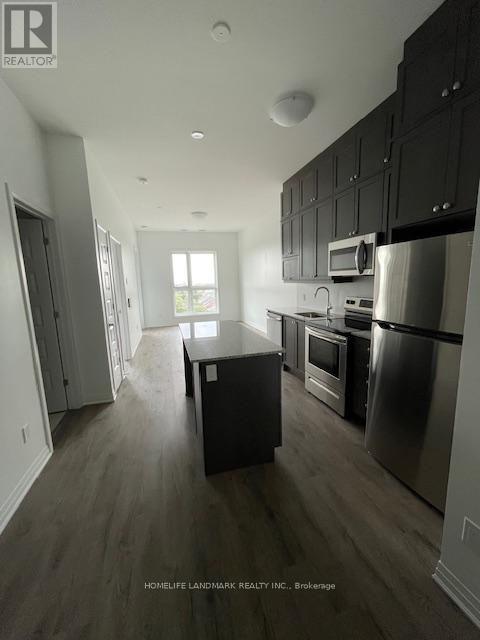 411 - 95 Dundas Street S, Oakville, Ontario  L6M 5N4 - Photo 9 - W12470510