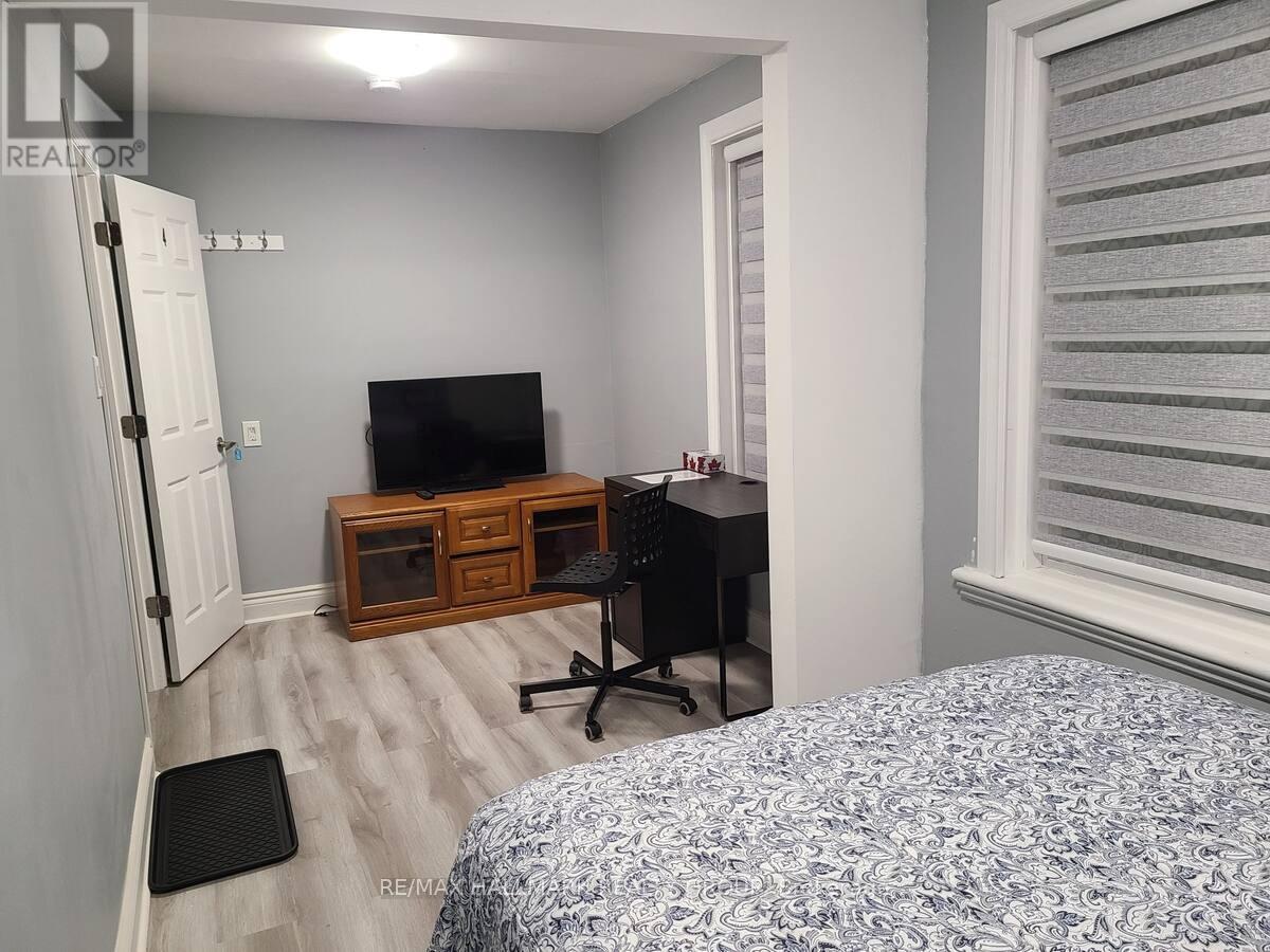 474 Somerset Street W, Ottawa, Ontario  K1R 5J8 - Photo 12 - X12470520