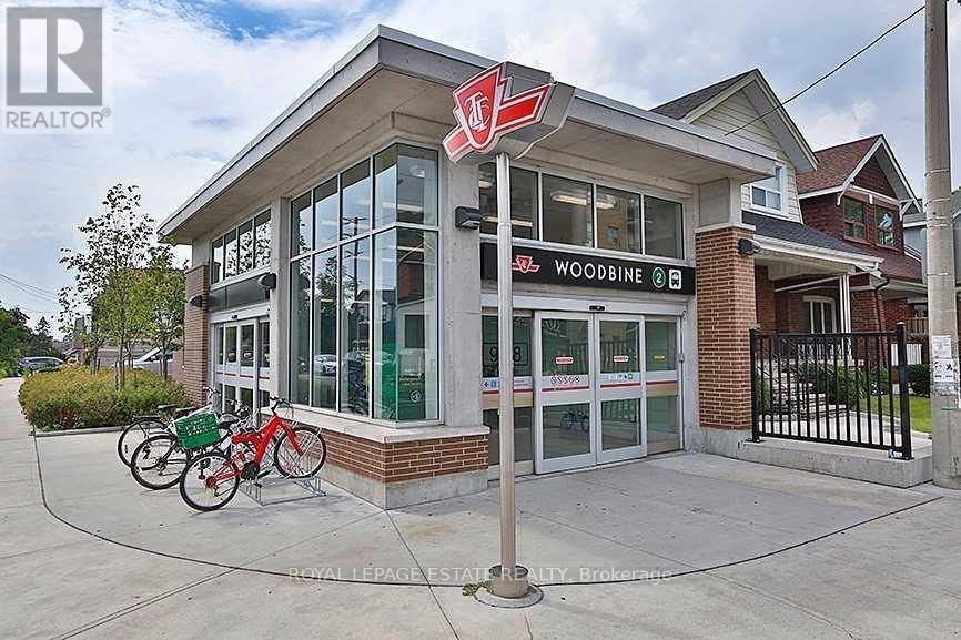 30 Amroth Avenue, Toronto, Ontario  M4C 4H2 - Photo 15 - E12456845