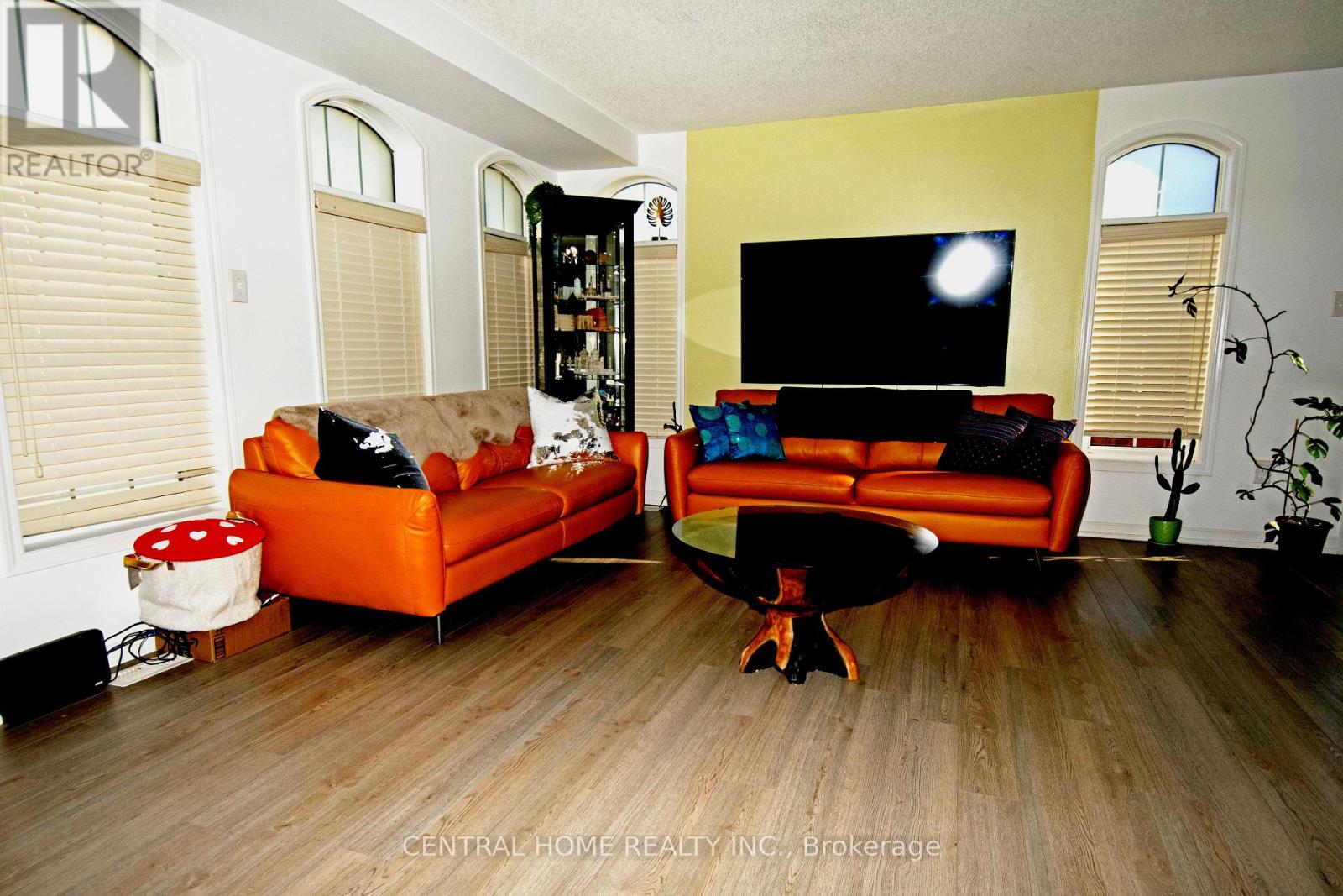 25 Camilleri Road, Ajax, Ontario  L1Z 0T2 - Photo 3 - E12459332