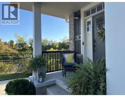 30 LIVINGSTON Drive, Tillsonburg, Ontario