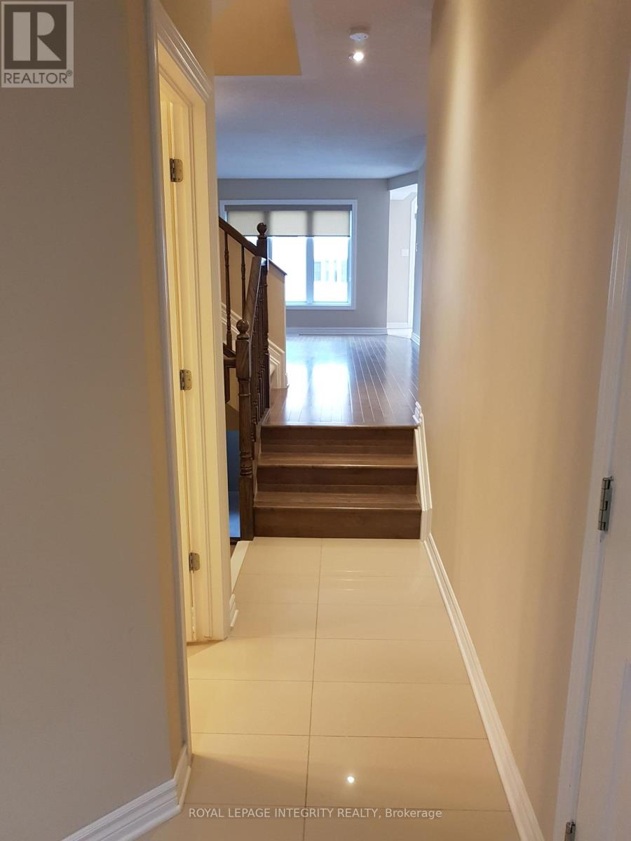 348 Tourmaline Crescent, Ottawa, Ontario  K2J 5X4 - Photo 2 - X12470534