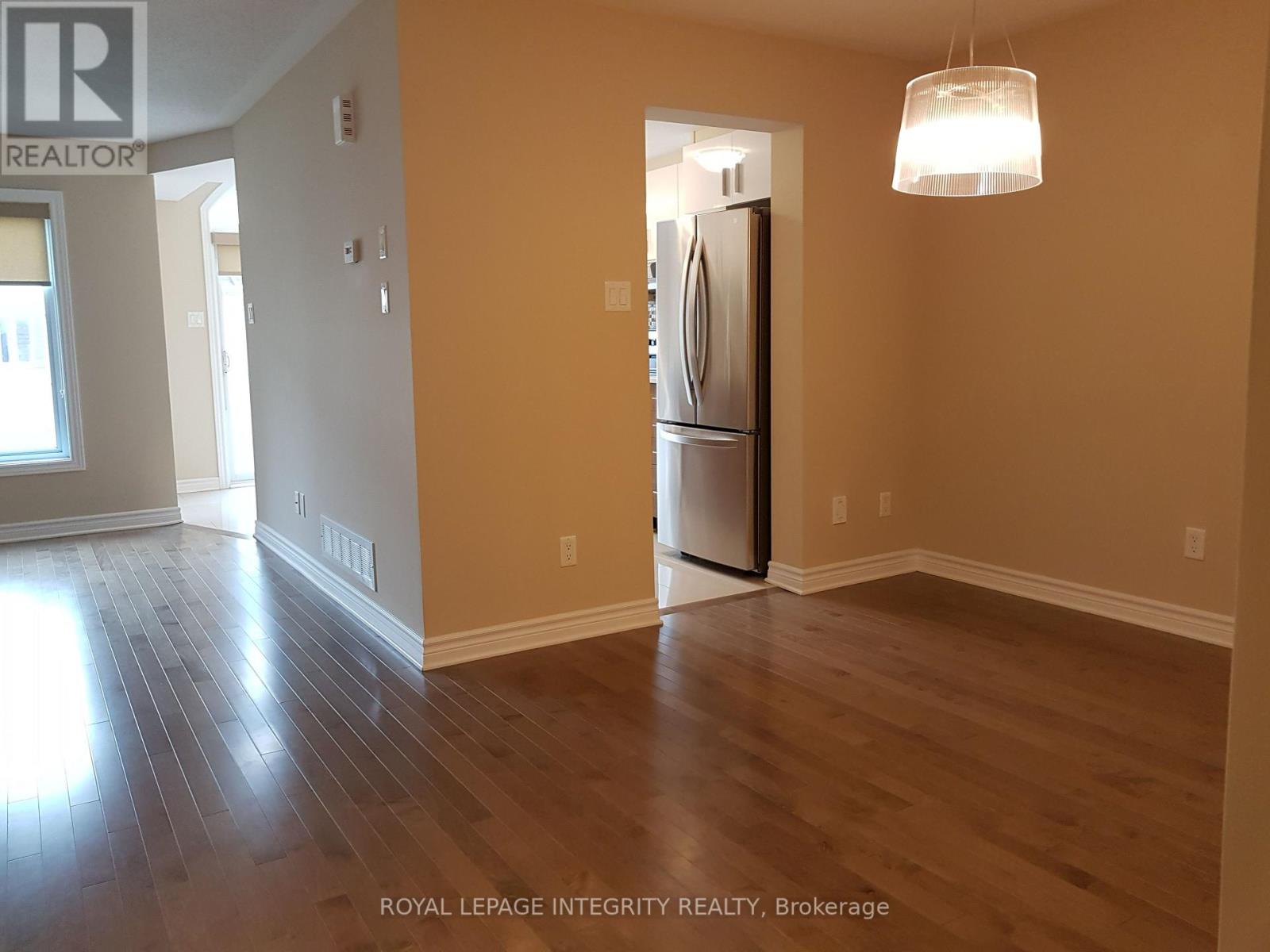 348 Tourmaline Crescent, Ottawa, Ontario  K2J 5X4 - Photo 4 - X12470534
