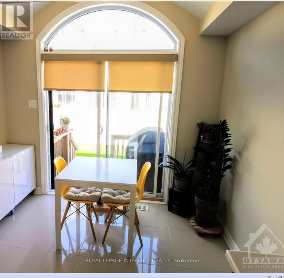 348 Tourmaline Crescent, Ottawa, Ontario  K2J 5X4 - Photo 6 - X12470534