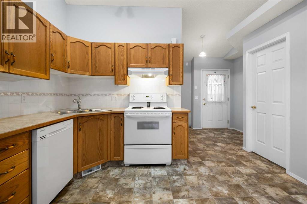 29, 12 Woodside Rise Nw, Airdrie, Alberta  T4B 2L3 - Photo 8 - A2265173