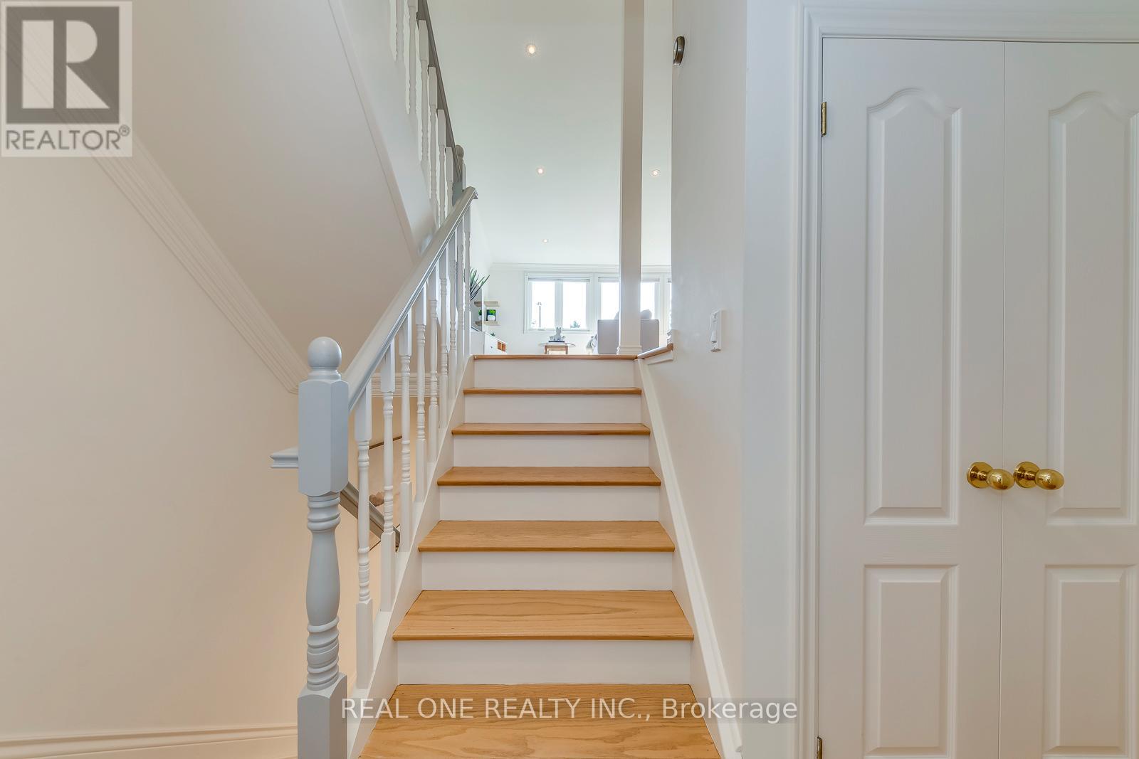 3291 Fieldgate Drive, Mississauga, Ontario  L4X 2H9 - Photo 11 - W12470264
