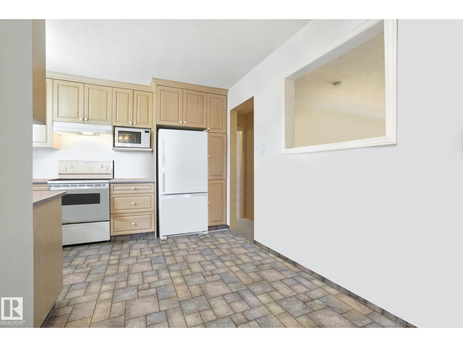 14936 81 St Nw, Edmonton, Alberta  T5C 1P5 - Photo 11 - E4462719