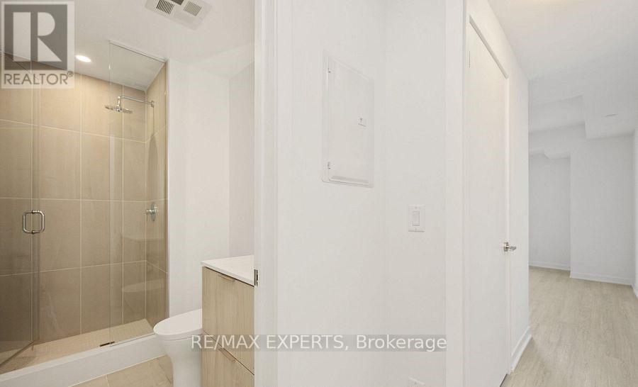709 - 185 Alberta Avenue, Toronto, Ontario  M6C 0A5 - Photo 6 - C12470526