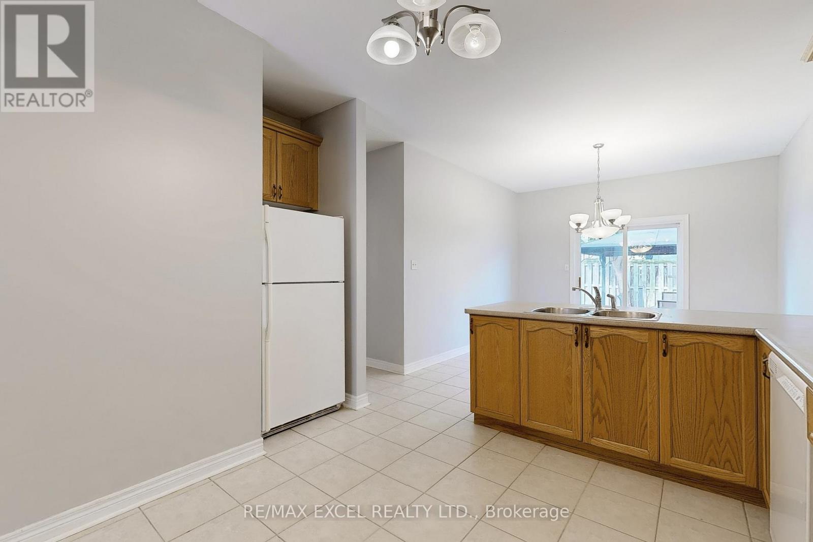 38 Ayhart Street, Markham, Ontario  L6E 1H4 - Photo 14 - N12470529