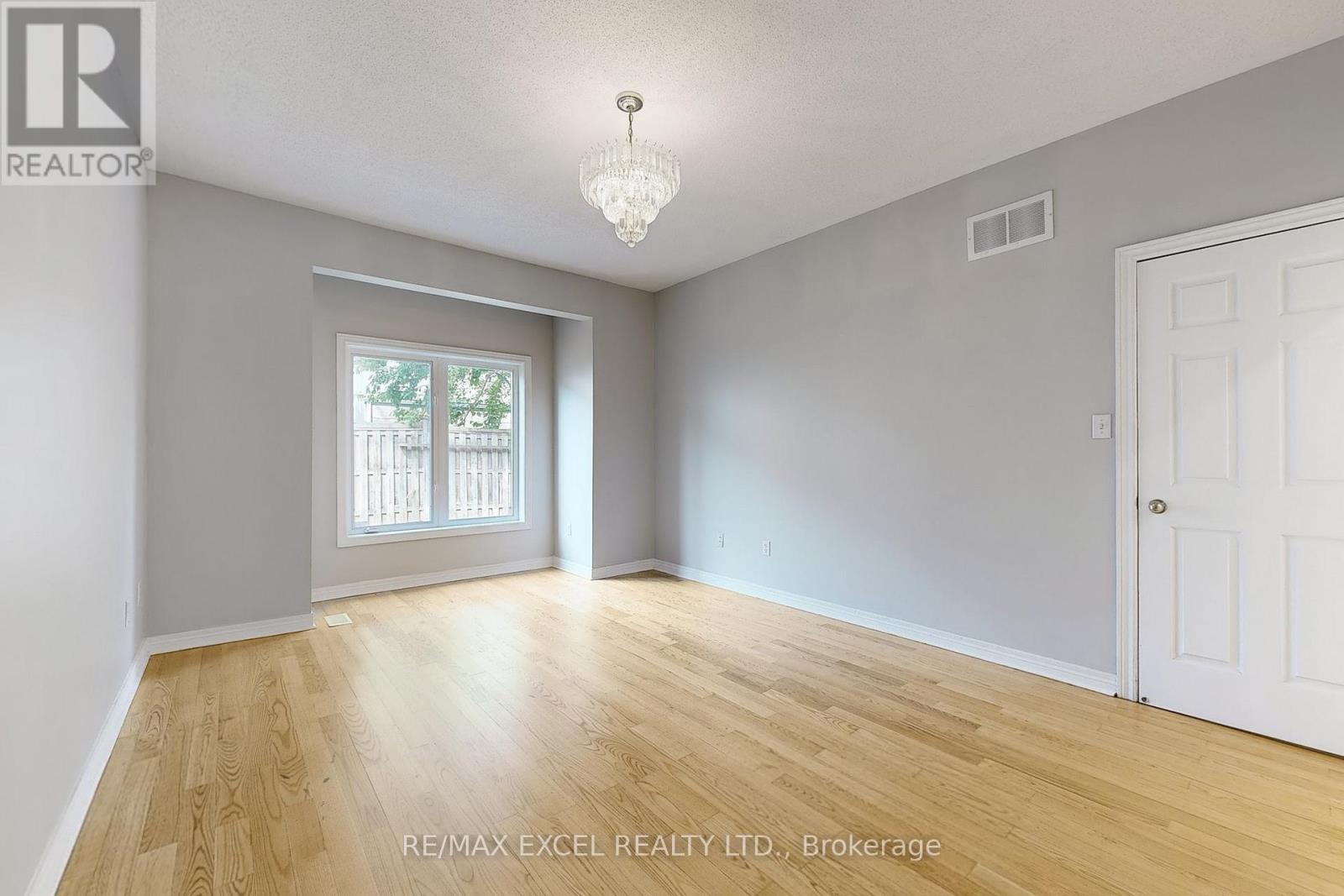 38 Ayhart Street, Markham, Ontario  L6E 1H4 - Photo 22 - N12470529