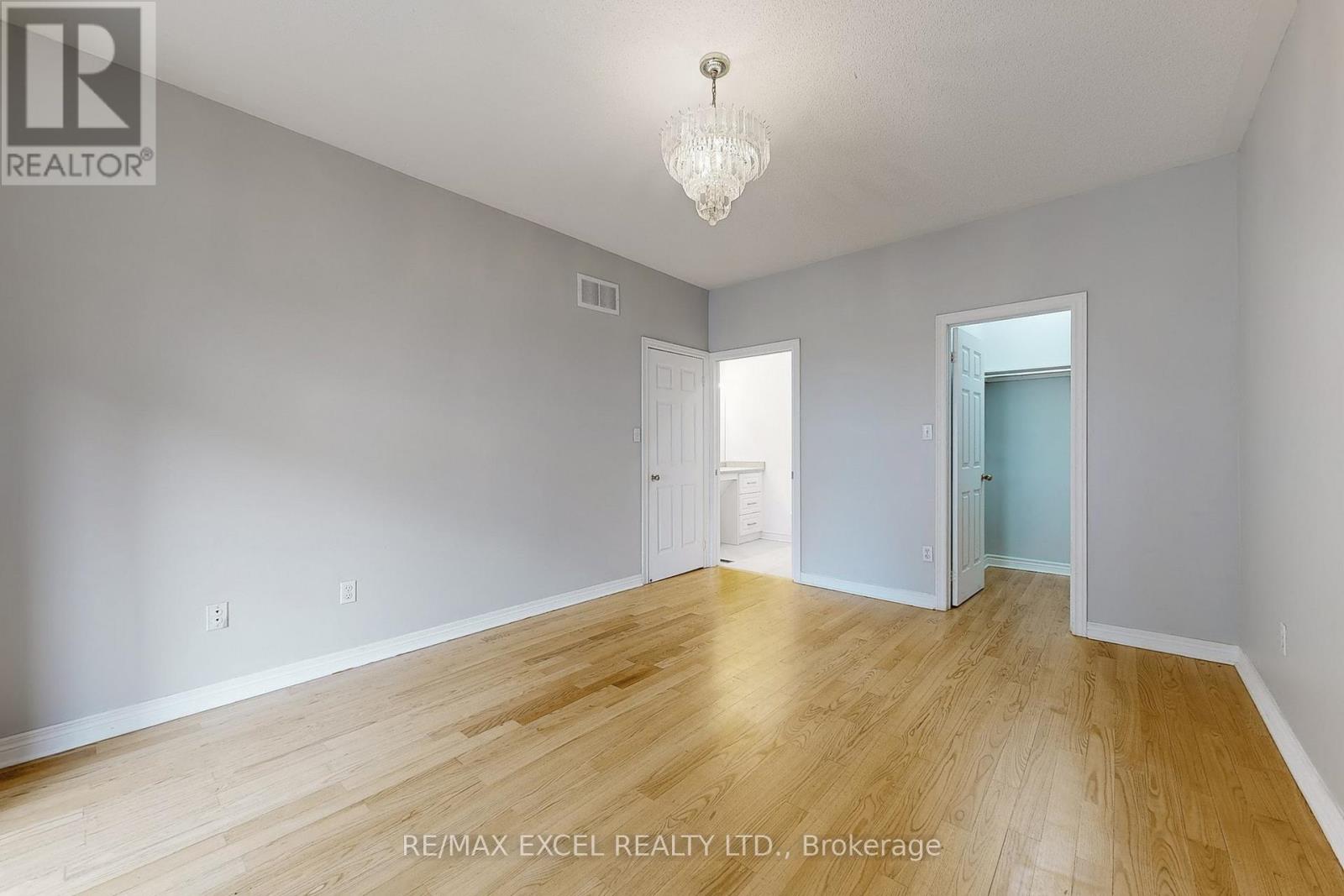 38 Ayhart Street, Markham, Ontario  L6E 1H4 - Photo 23 - N12470529