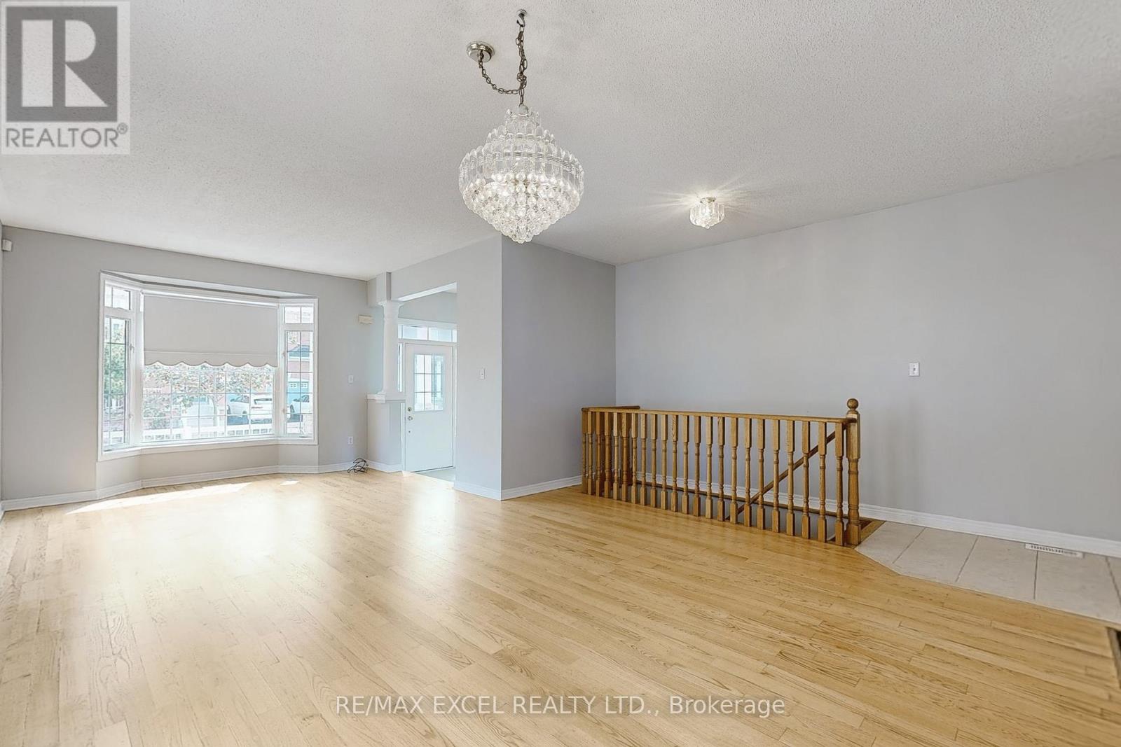 38 Ayhart Street, Markham, Ontario  L6E 1H4 - Photo 6 - N12470529