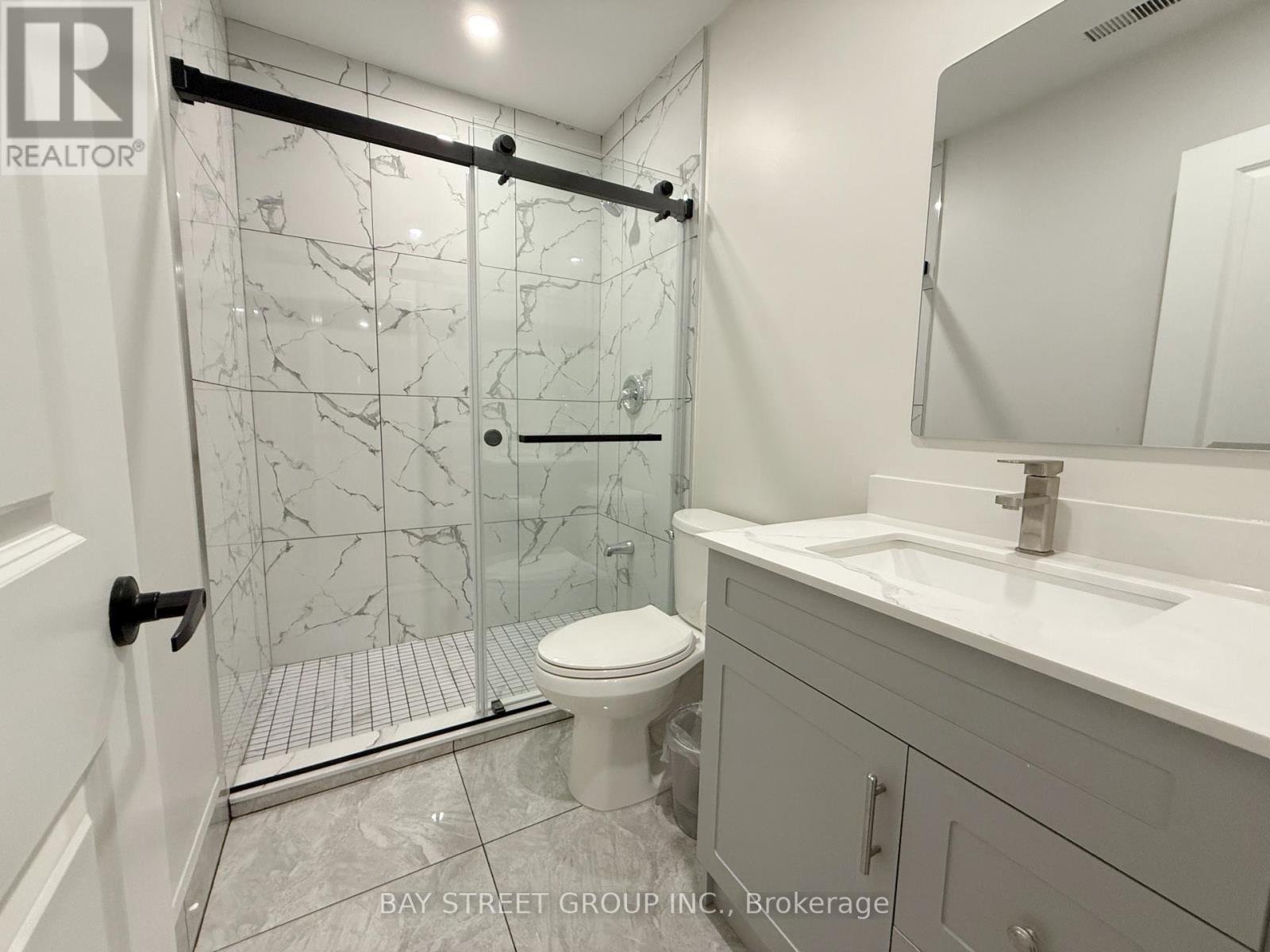39 Crofting Crescent, Markham, Ontario  L6E 0W1 - Photo 6 - N12470530
