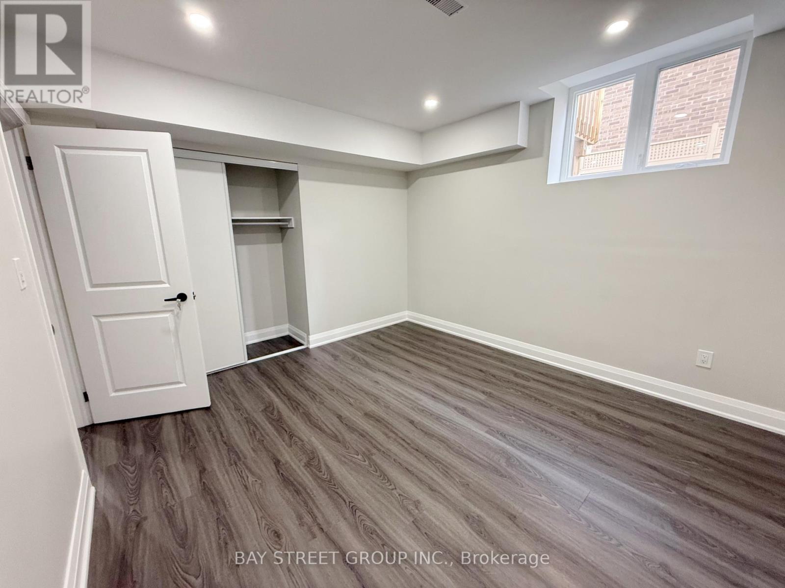 39 Crofting Crescent, Markham, Ontario  L6E 0W1 - Photo 8 - N12470530
