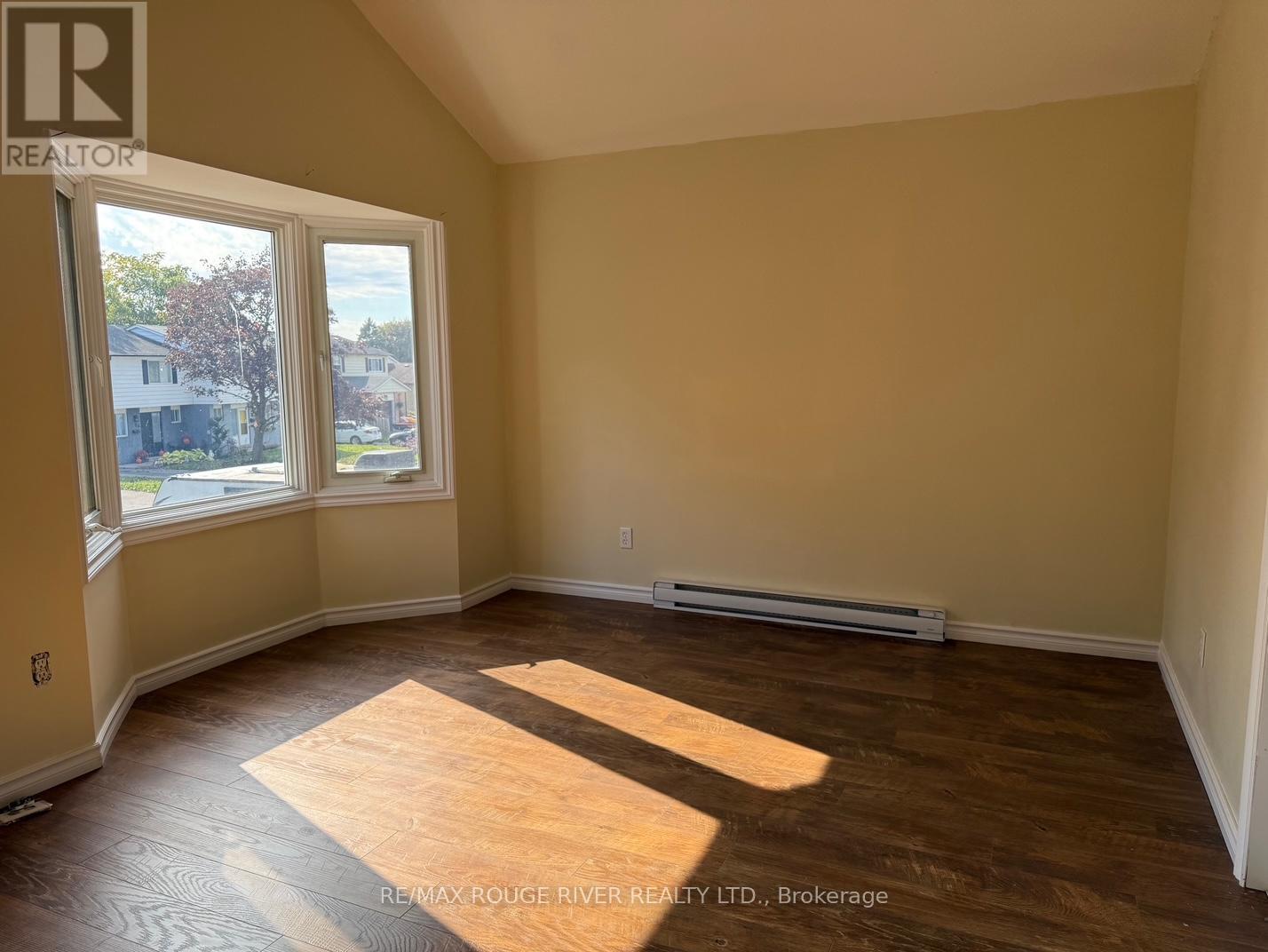 20 Stanley Drive, Port Hope, Ontario  L1A 3W6 - Photo 2 - X12470537