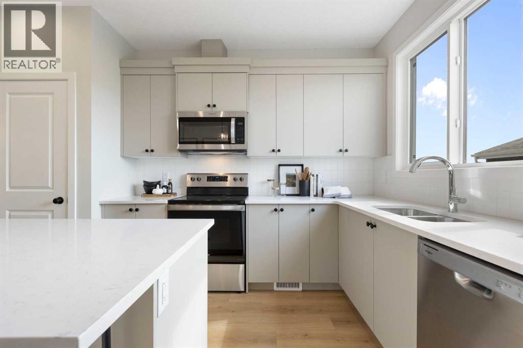 1445 Rangeview Drive Se, Calgary, Alberta  T3S 0P8 - Photo 12 - A2242272