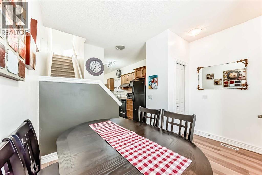 63 Bridleridge Manor Sw, Calgary, Alberta  T2Y 0A7 - Photo 9 - A2251915