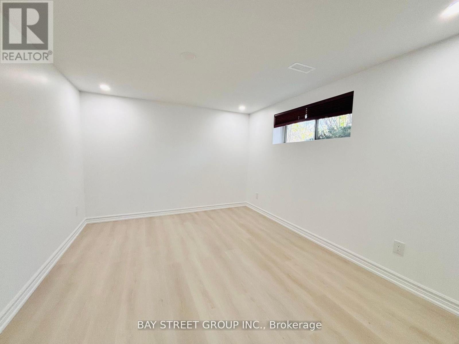 Bsmt - 457 Windhurst Gate, Richmond Hill, Ontario  L4C 2V3 - Photo 7 - N12470535