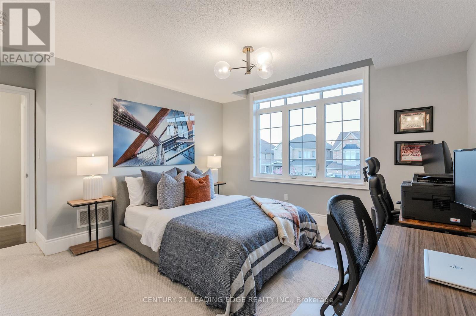 82 Gibson Circle, Bradford West Gwillimbury, Ontario  L3Z 0W9 - Photo 22 - N12470539