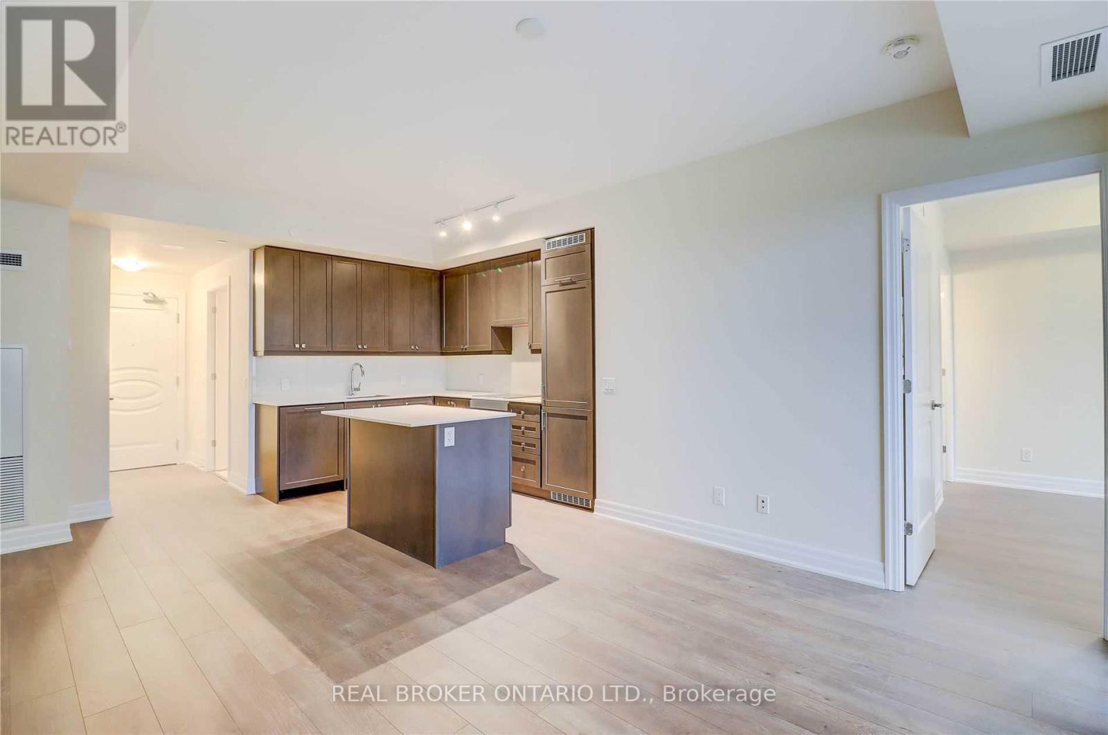 1110 - 9075 Jane Street, Vaughan, Ontario  L4K 0L7 - Photo 14 - N12470540