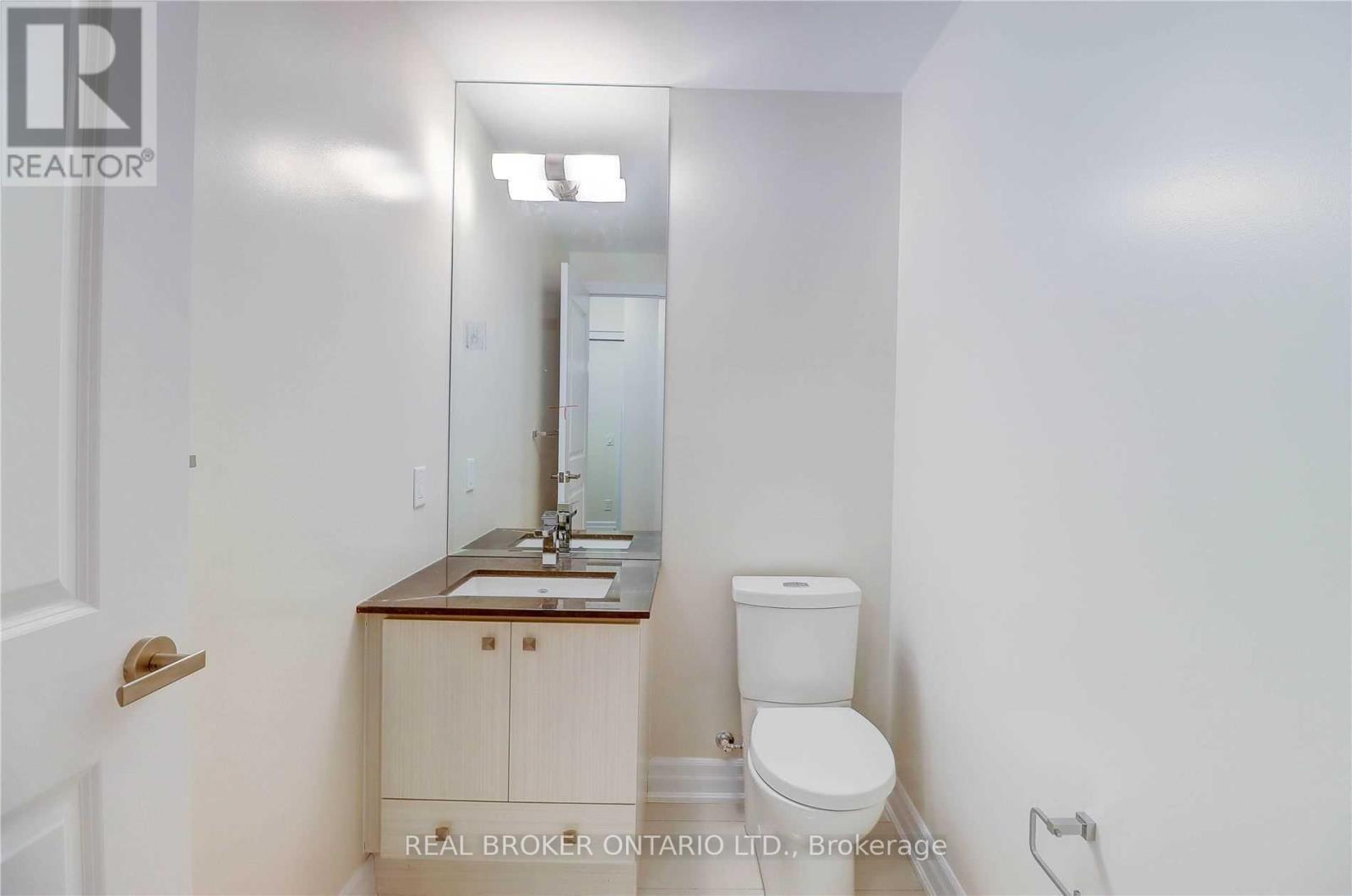 1110 - 9075 Jane Street, Vaughan, Ontario  L4K 0L7 - Photo 7 - N12470540