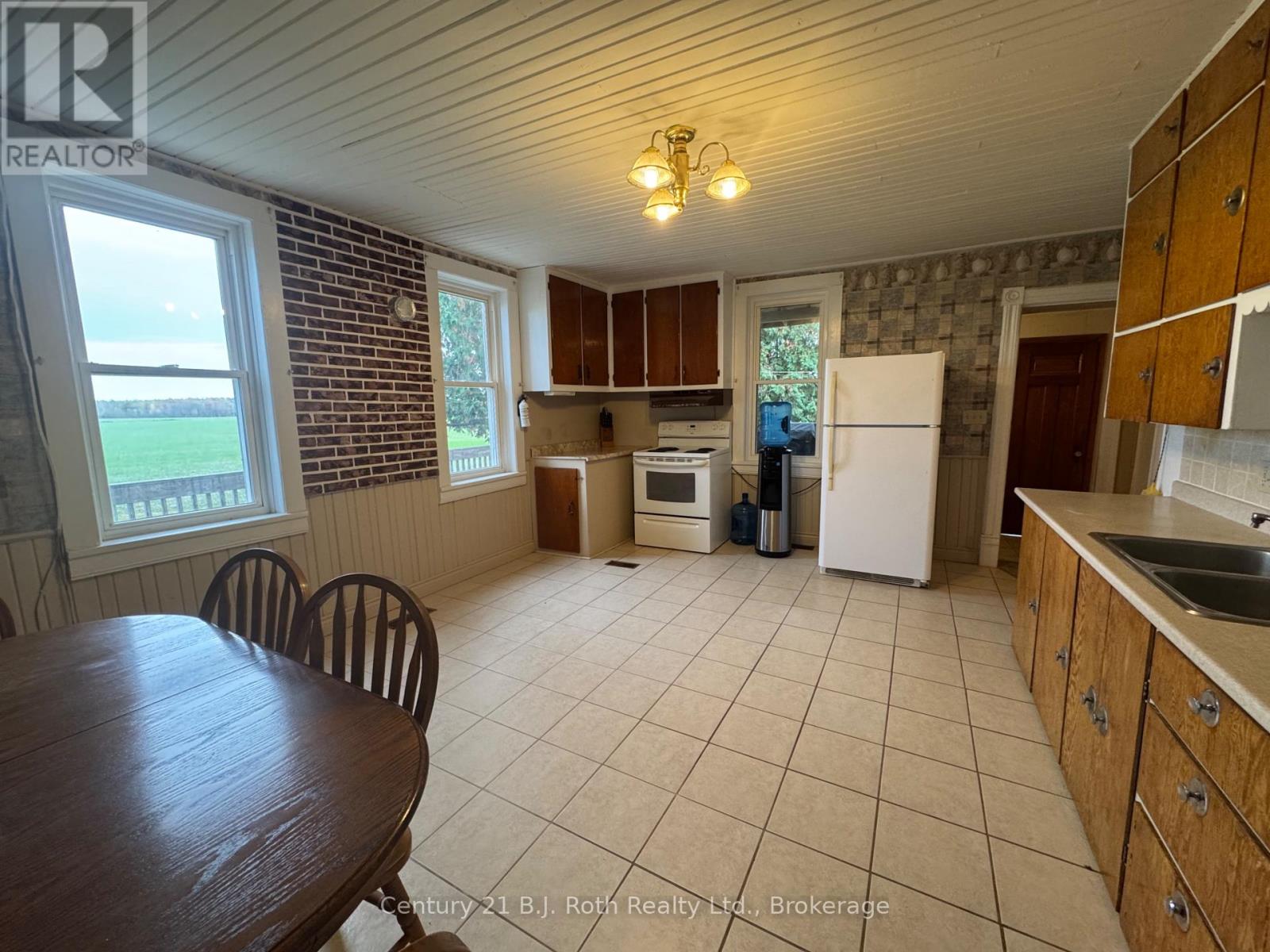 1767 10 Concession, Ramara, Ontario  L0K 1B0 - Photo 3 - S12470551